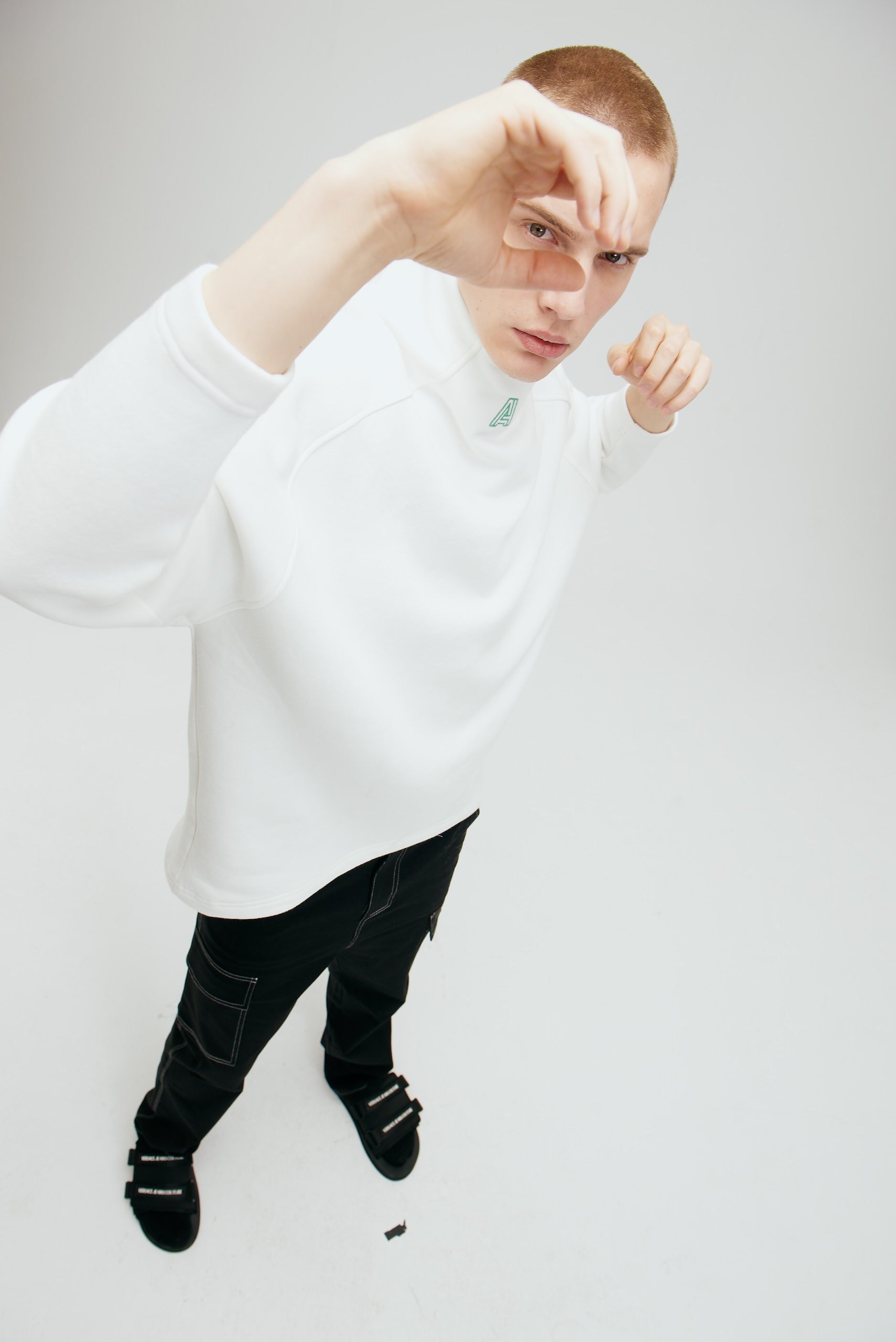 トップス Antidote BUYERSCLUB Sweatshirt L size Antidote BUYERS CLUB Over Sized Logo Crew Neck Sweatshirt